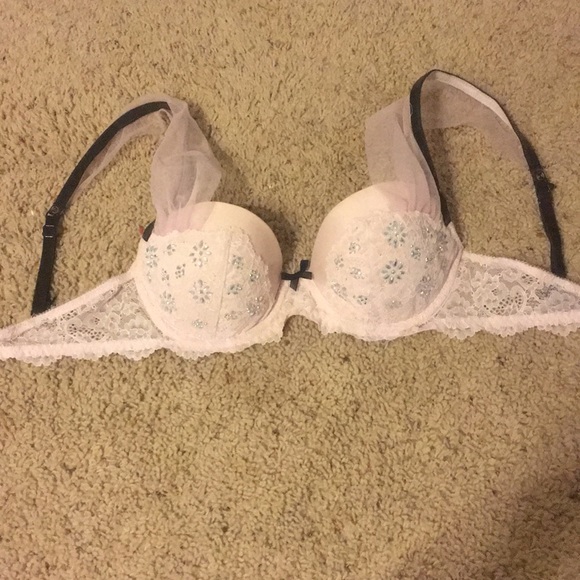 VS bra - Picture 1 of 2